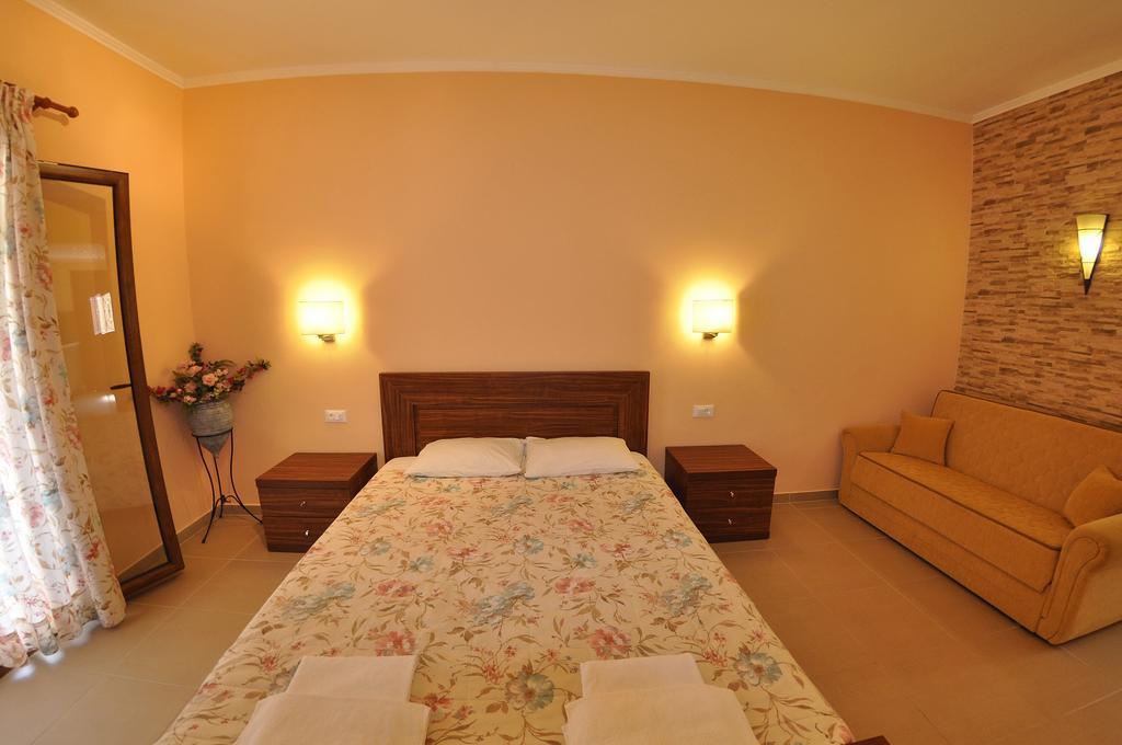 Villa Birlis 里亚帕德斯 外观 照片
